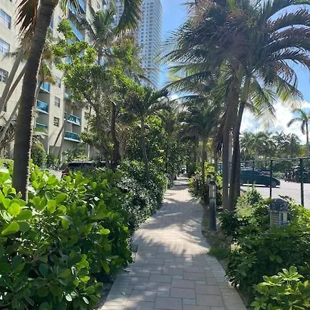 Beachwalk 1B 1B Incredible View Apartment 14 A Hallandale Beach Extérieur photo