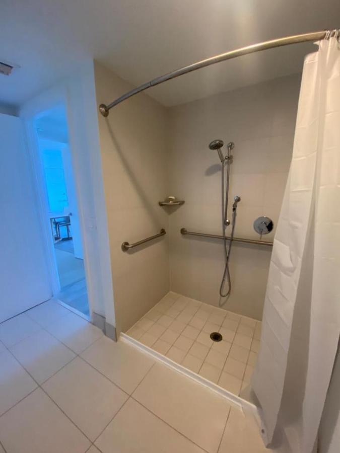 Beachwalk 1b 1b Incredible View 14 A Hallandale Beach