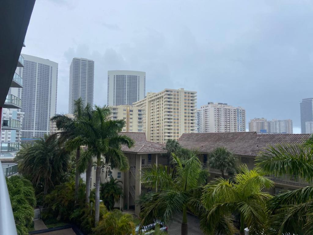 Beachwalk 1b 1b Incredible View 14 A Appartement